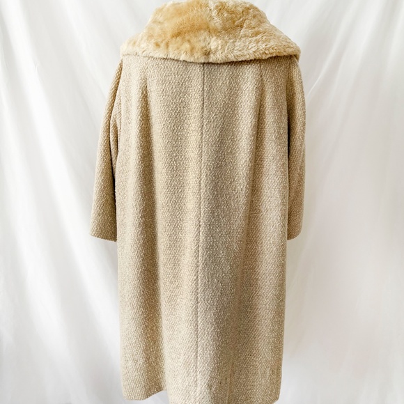 Vintage 1960s Swing Coat, Big Buttons, Retro Mod 60s Winter Jacket, Medium - Picture 5 of 9